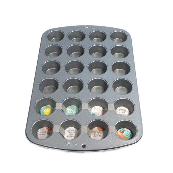 Wilton Recipe Right Non-Stick 24-Cup Mini Muffin and Cupcake Pan - Picture 1 of 4